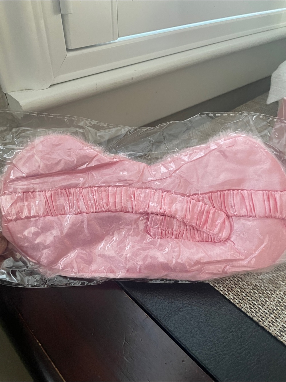 🎉🎉 Plush Pink Sleep Mask - Soft Eyewear for Women